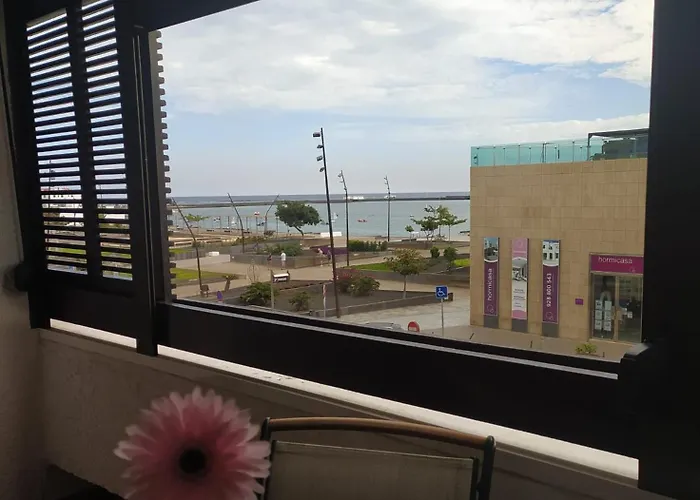 Playa Del Reducto 아파트 *