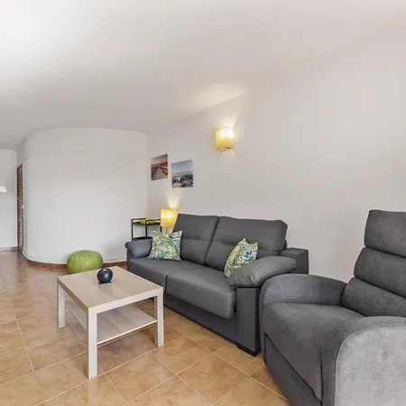Playa Del Reducto Апартаменты *